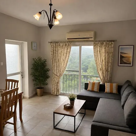 דירה Walk To Harbour, 1 Bedroom Bebe 108