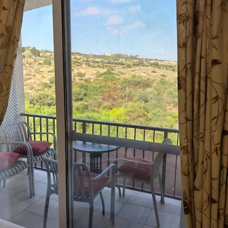 דירה Walk To Harbour, 1 Bedroom Bebe 108