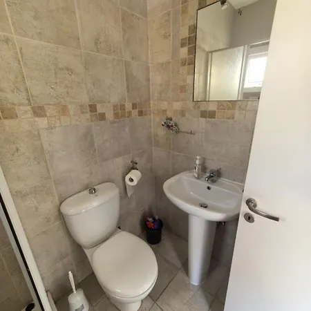דירה Walk To Harbour, 1 Bedroom Bebe 108 *