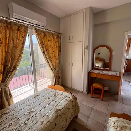 דירה Walk To Harbour, 1 Bedroom Bebe 108